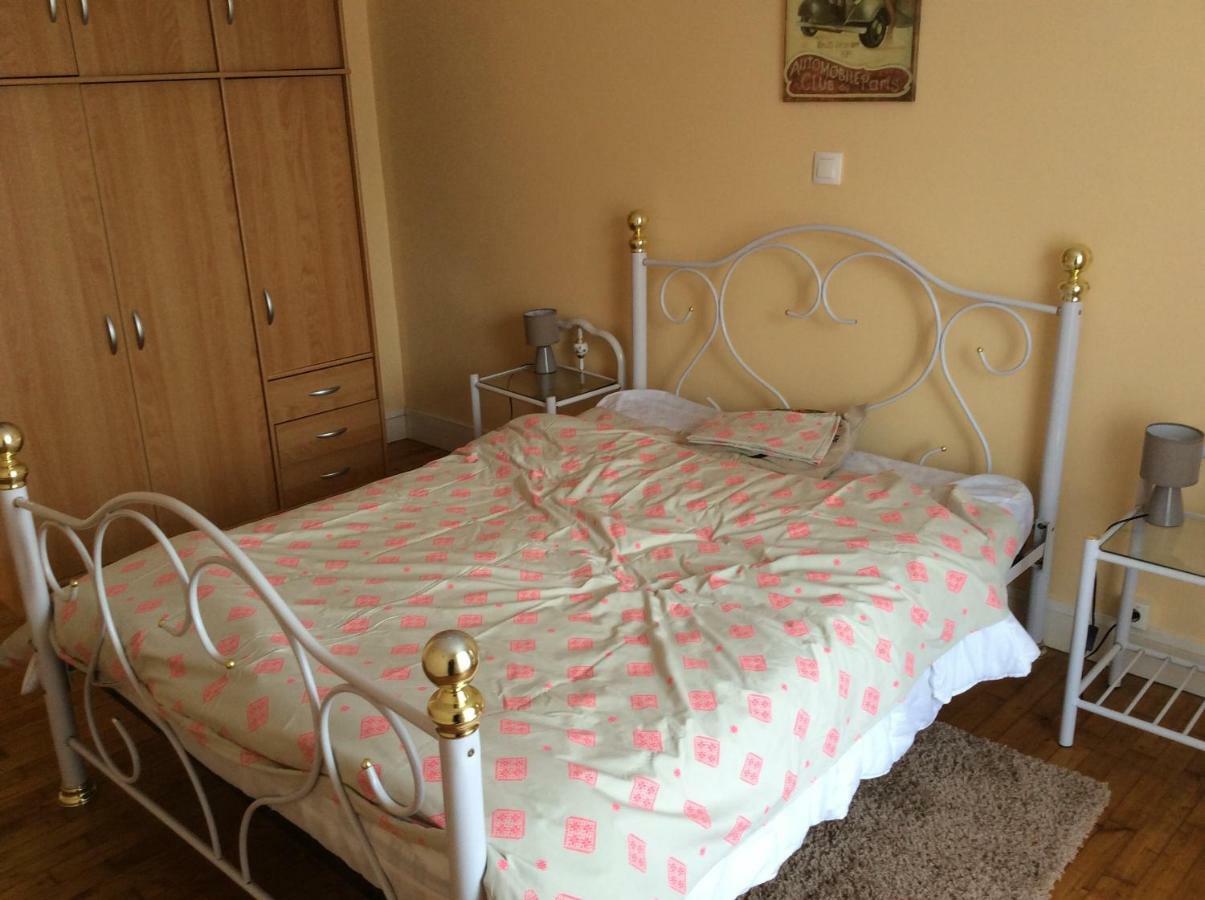 Le Petit Bijou Bed & Breakfast Saint-Fraigne Ngoại thất bức ảnh